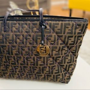 🌻S. Edition Fendi Tote🌻